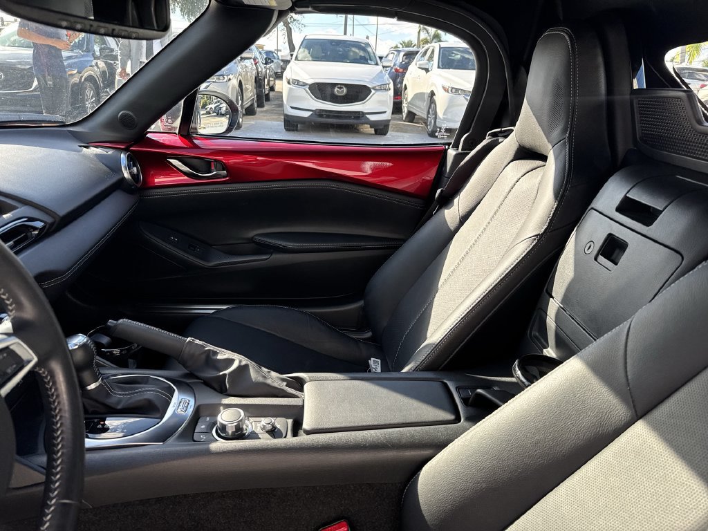 Used 2023 MAZDA MX-5 Miata Grand Touring w/ Weather Package RWD image 19