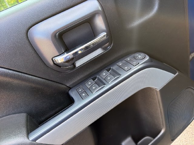Used 2017 Chevrolet Silverado 1500 LT w/ All Star Edition AWD/4WD image 12