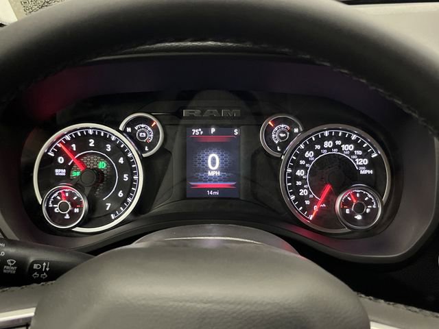 New 2026 RAM 1500 4x4 Crew Cab image 17