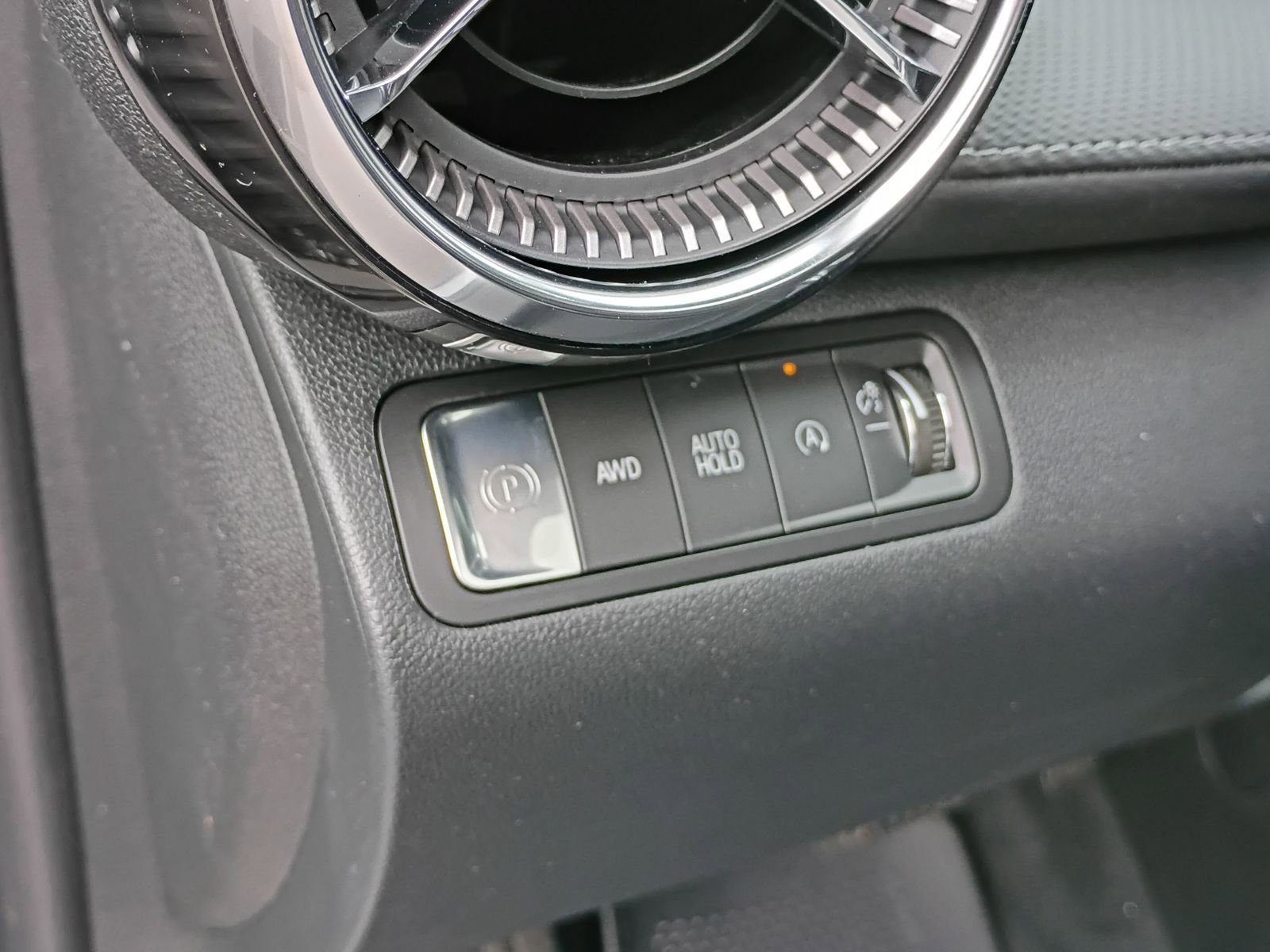 New 2026 Chevrolet Equinox LT w/ Convenience Package II image 31