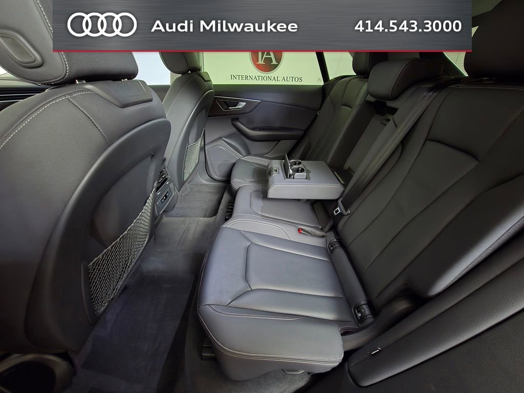 Used 2023 Audi Q8 Premium w/ Convenience Package AWD/4WD image 19