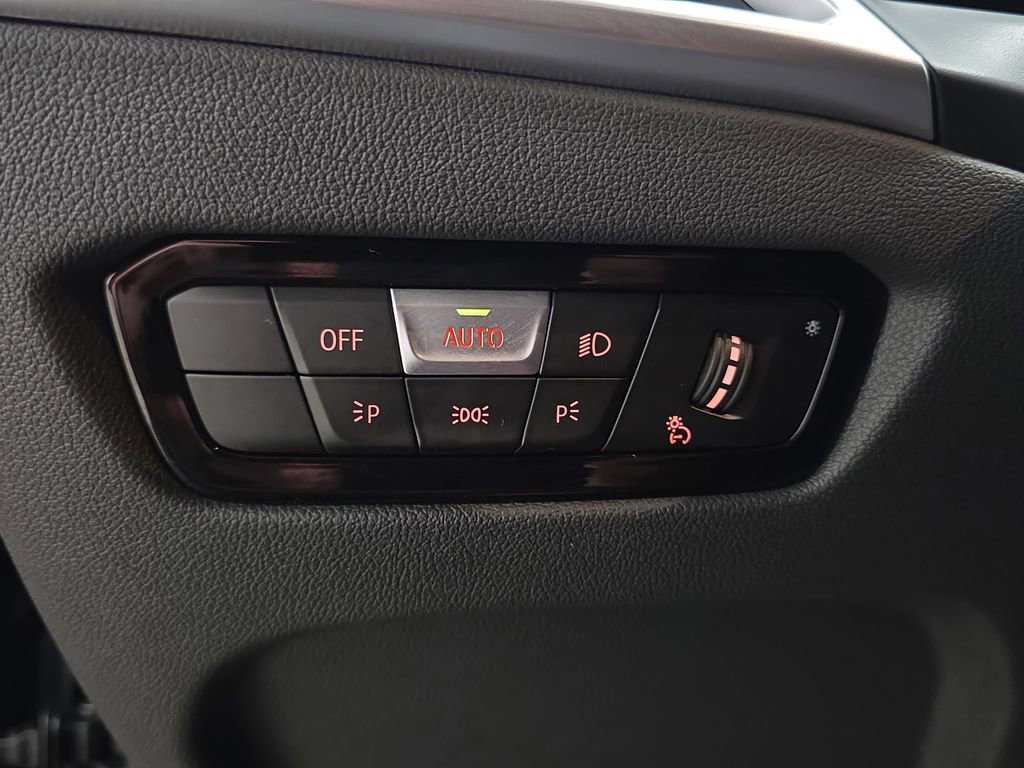 Used 2025 BMW i4 xDrive40i w/ M Sport Package image 26