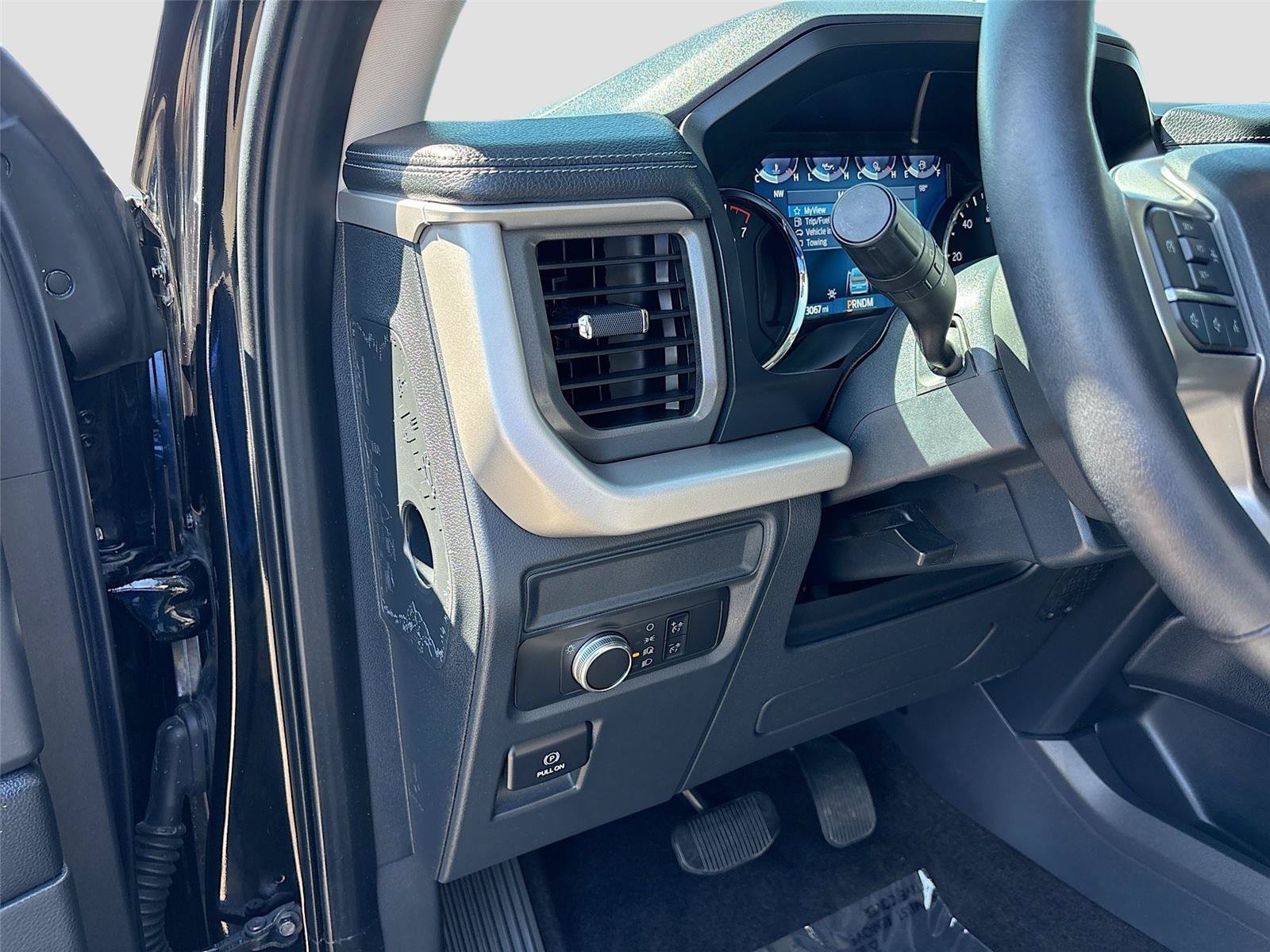 Used 2022 Ford Expedition XLT RWD image 10