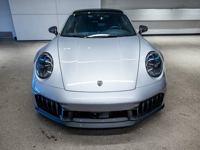 Certified 2025 Porsche 911 Carrera GTS image 11