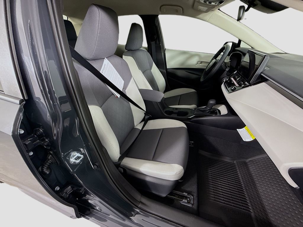 New 2026 Toyota Corolla LE image 18
