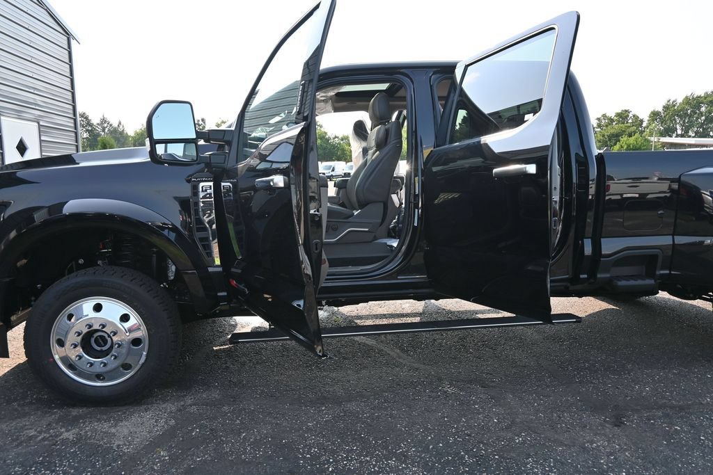 New 2026 Ford F450 Platinum w/ Platinum Plus Package AWD/4WD image 94
