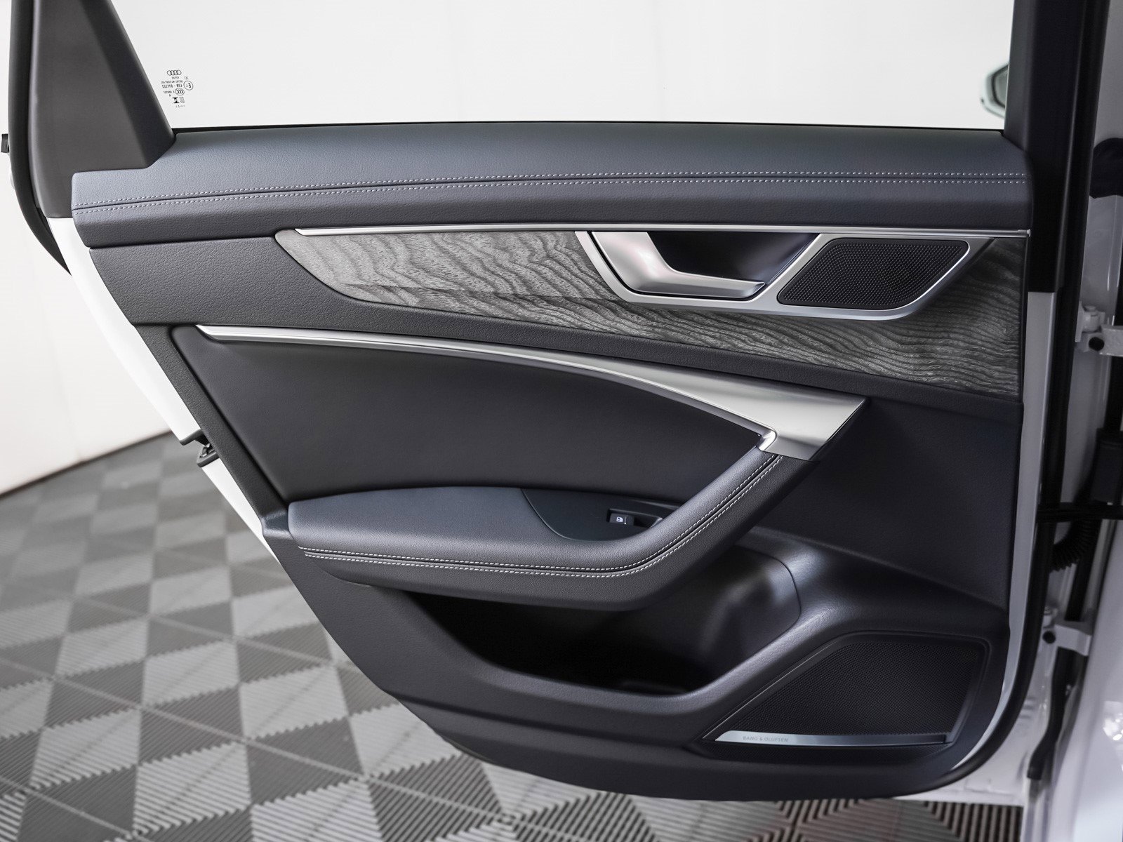 New 2025 Audi A6 Premium Plus image 24