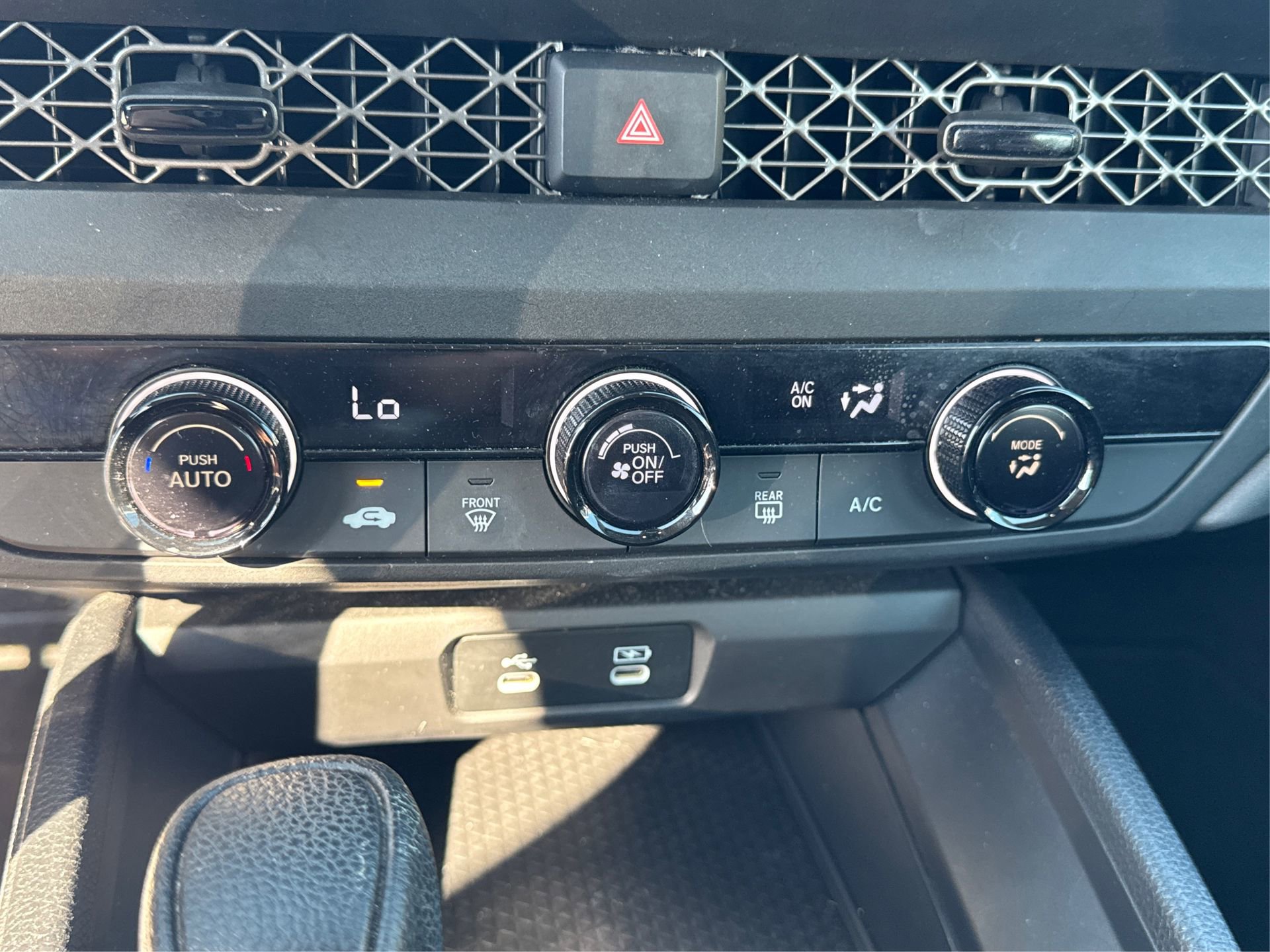 Used 2023 Honda Accord LX image 30