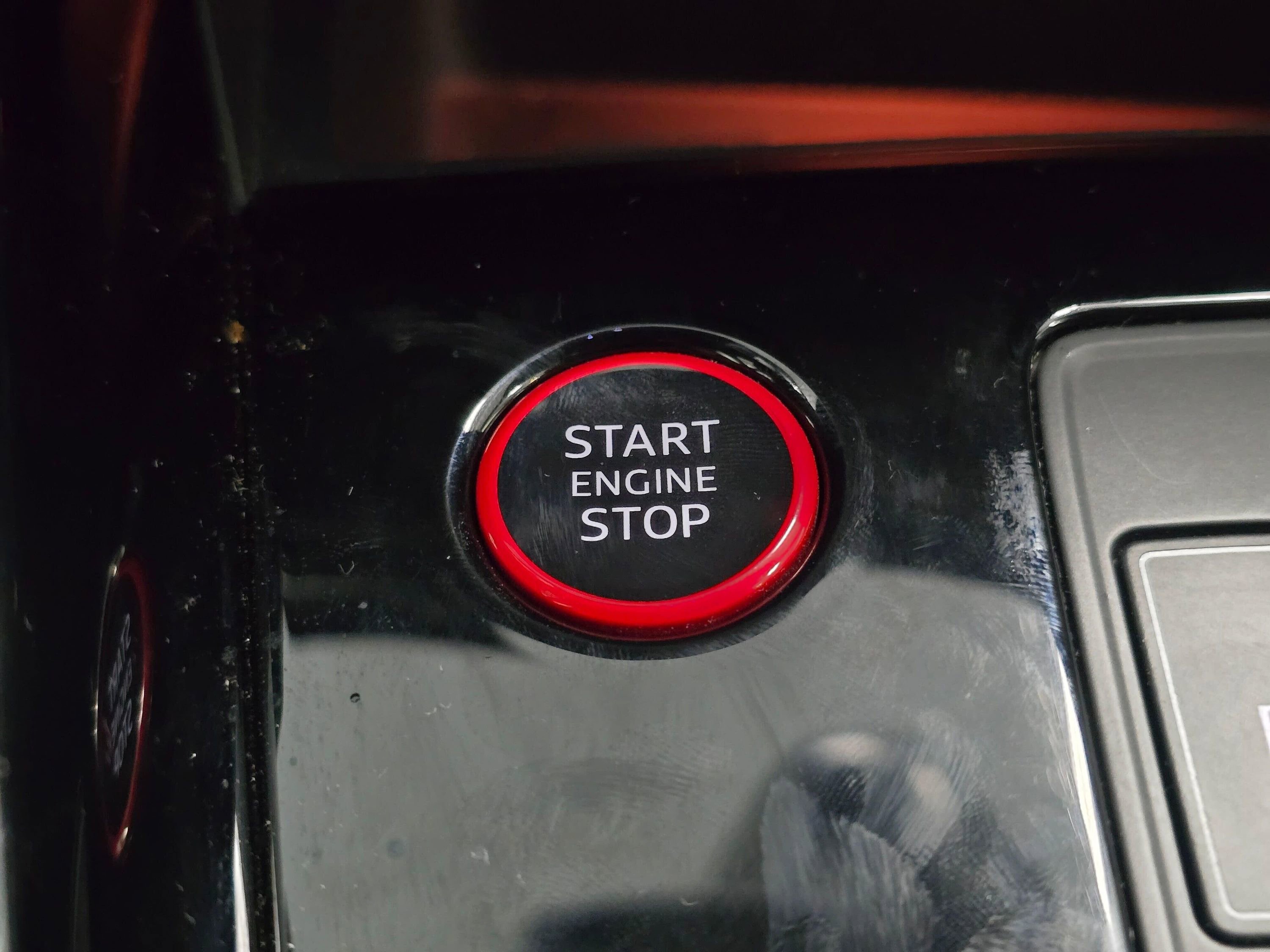 Used 2024 Audi RS 3 w/ Carbon Package image 47