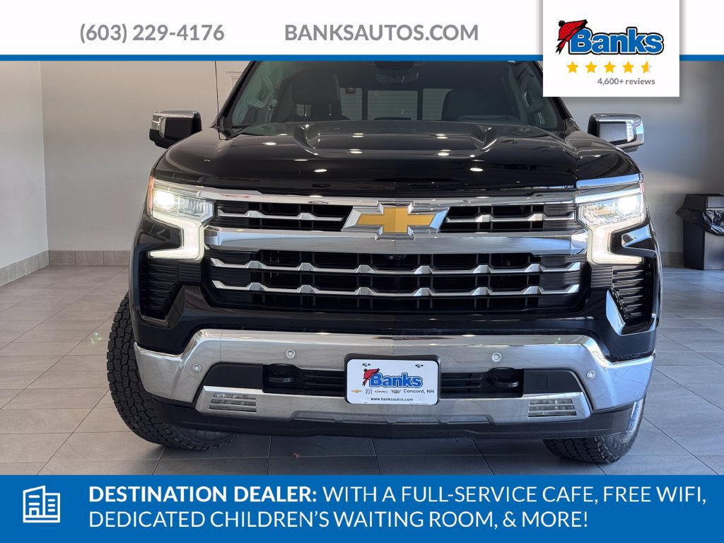 Certified 2023 Chevrolet Silverado 1500 LTZ w/ LTZ Premium Package AWD/4WD image 3