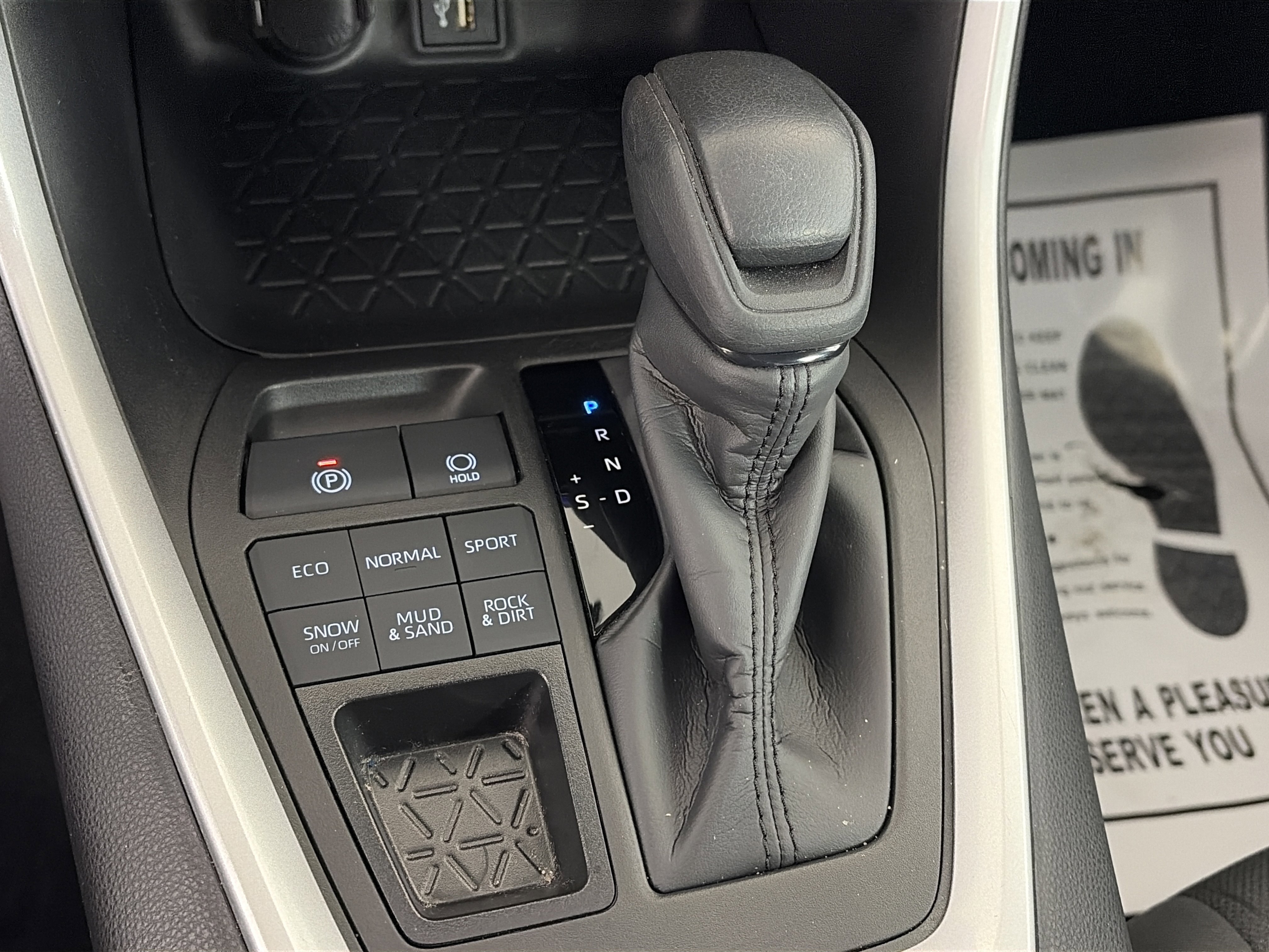 Used 2023 Toyota RAV4 XLE w/ Convenience Package image 26