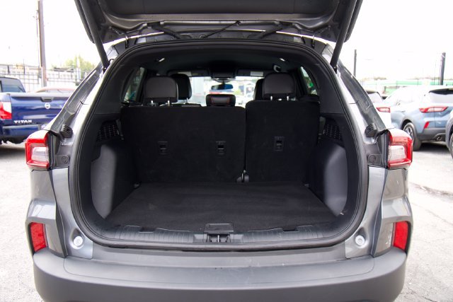 Certified 2025 Ford Escape ST-Line Select AWD/4WD image 31