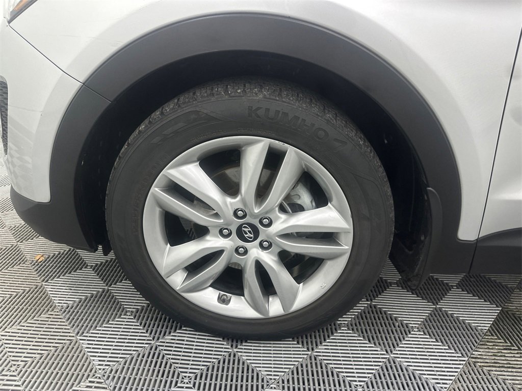 Used 2016 Hyundai Santa Fe Sport 2.0T w/ Option Group 05 image 13