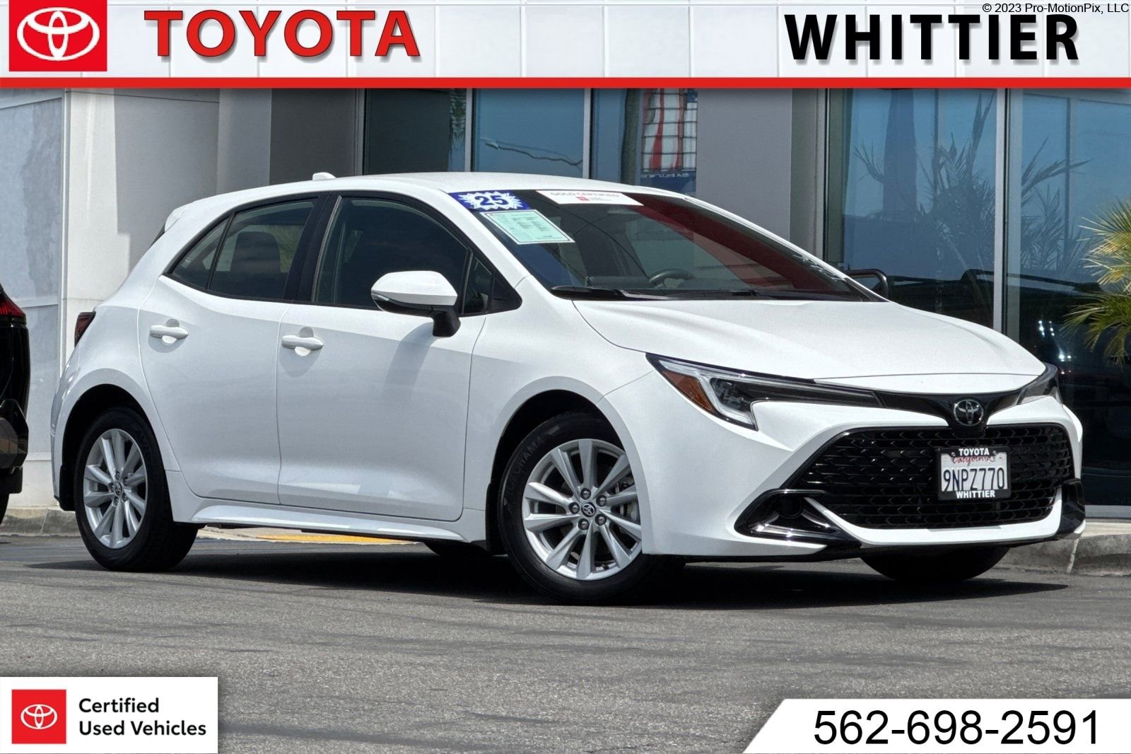 Used 2025 Toyota Corolla SE w/ SE Package FWD image 1