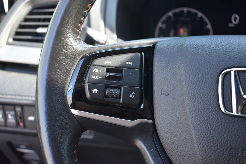Used 2025 Honda Odyssey Sport-L image 13