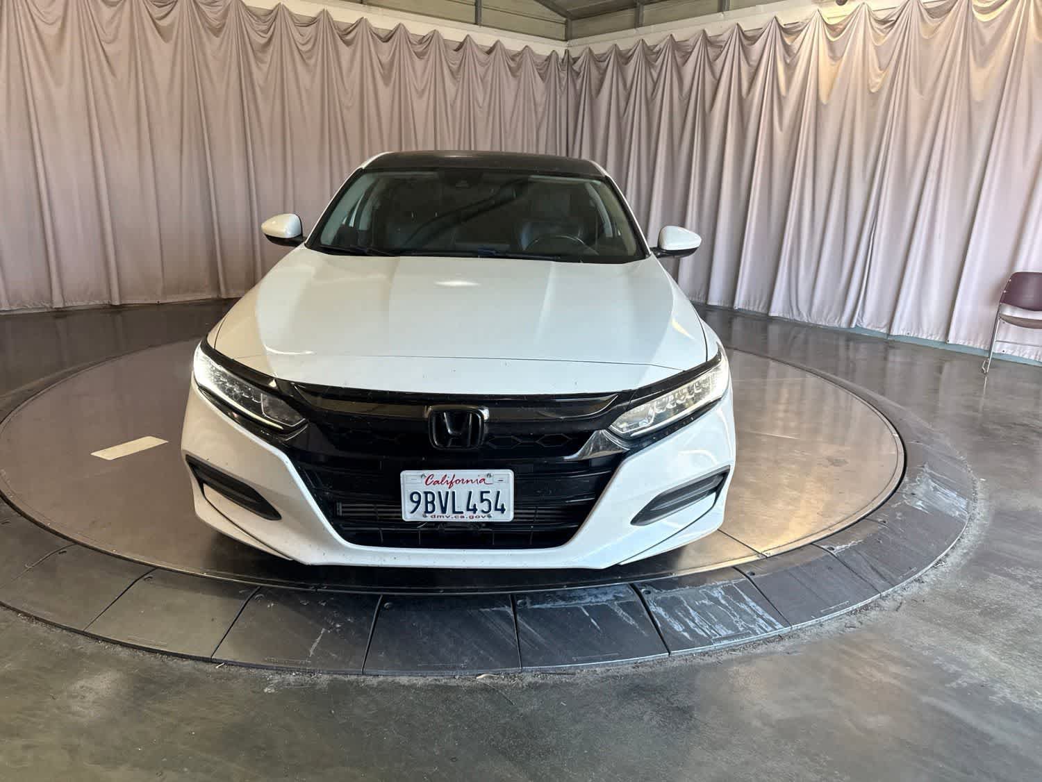 Used 2019 Honda Accord LX image 2
