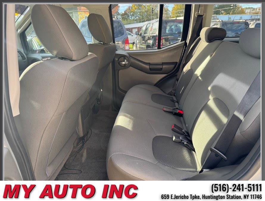 Used 2011 Nissan Xterra S image 30