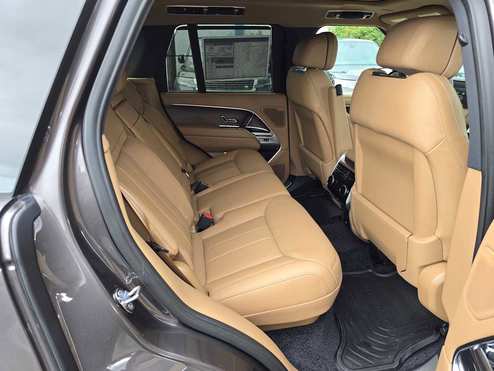 New 2025 Land Rover Range Rover SE image 13