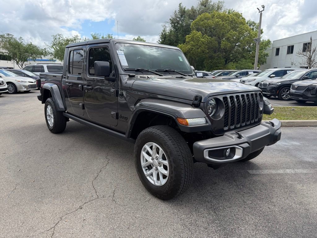 Used 2023 Jeep Gladiator Sport AWD/4WD image 1