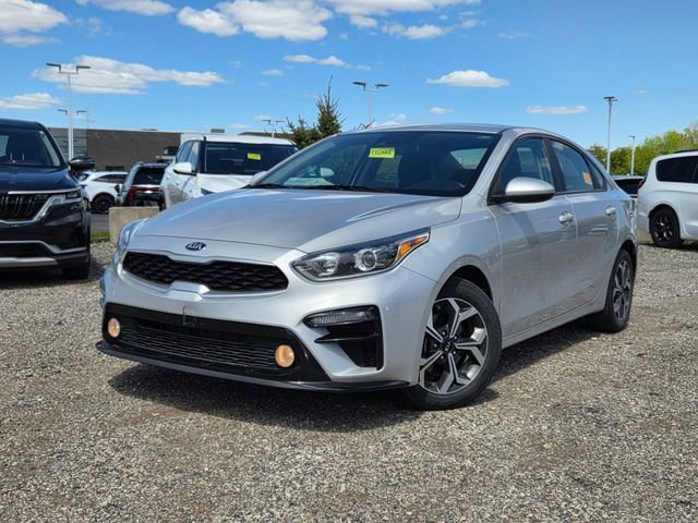 Certified 2021 Kia Forte LXS FWD image 1