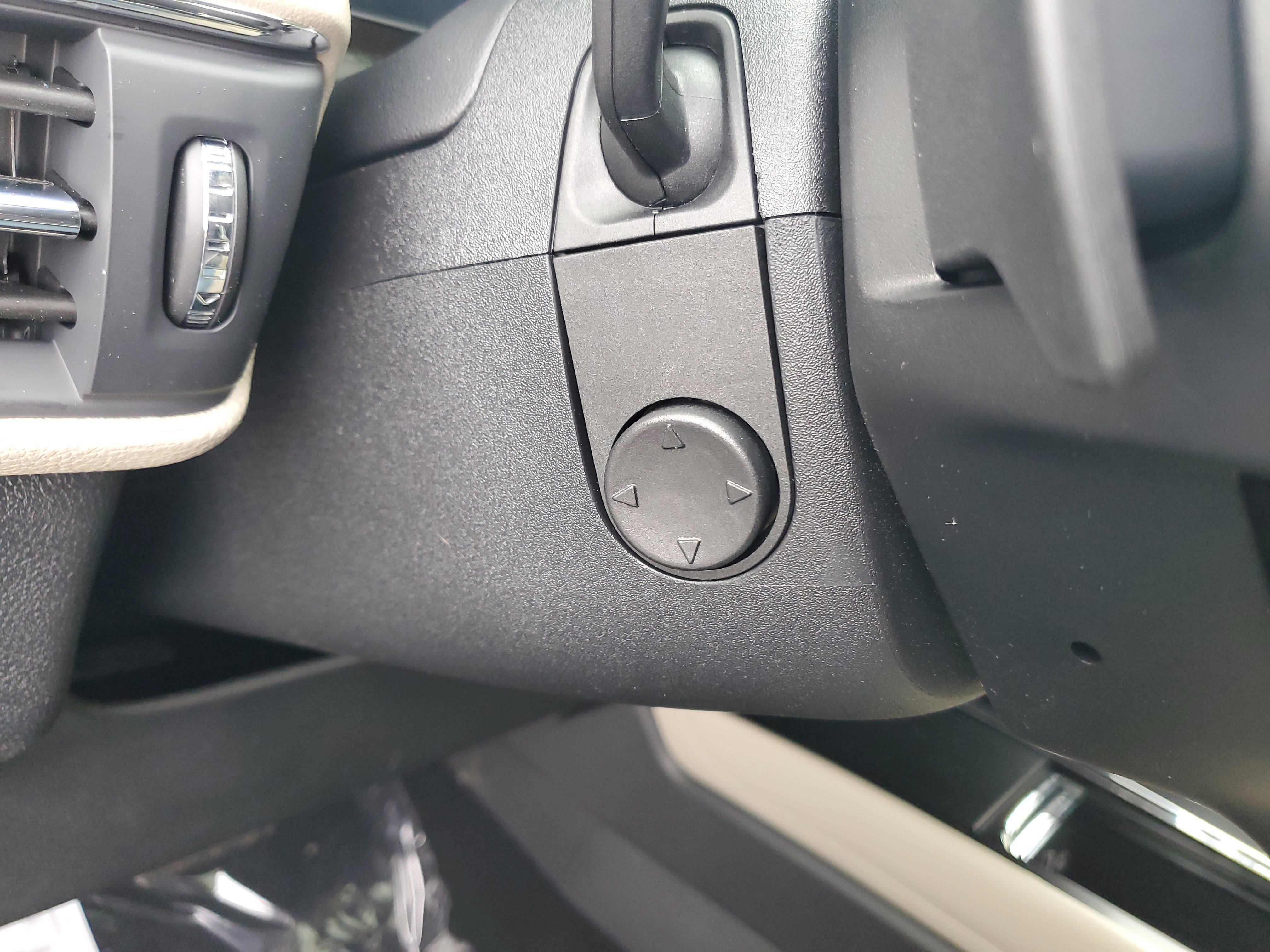 New 2026 Lincoln Corsair Premiere image 15