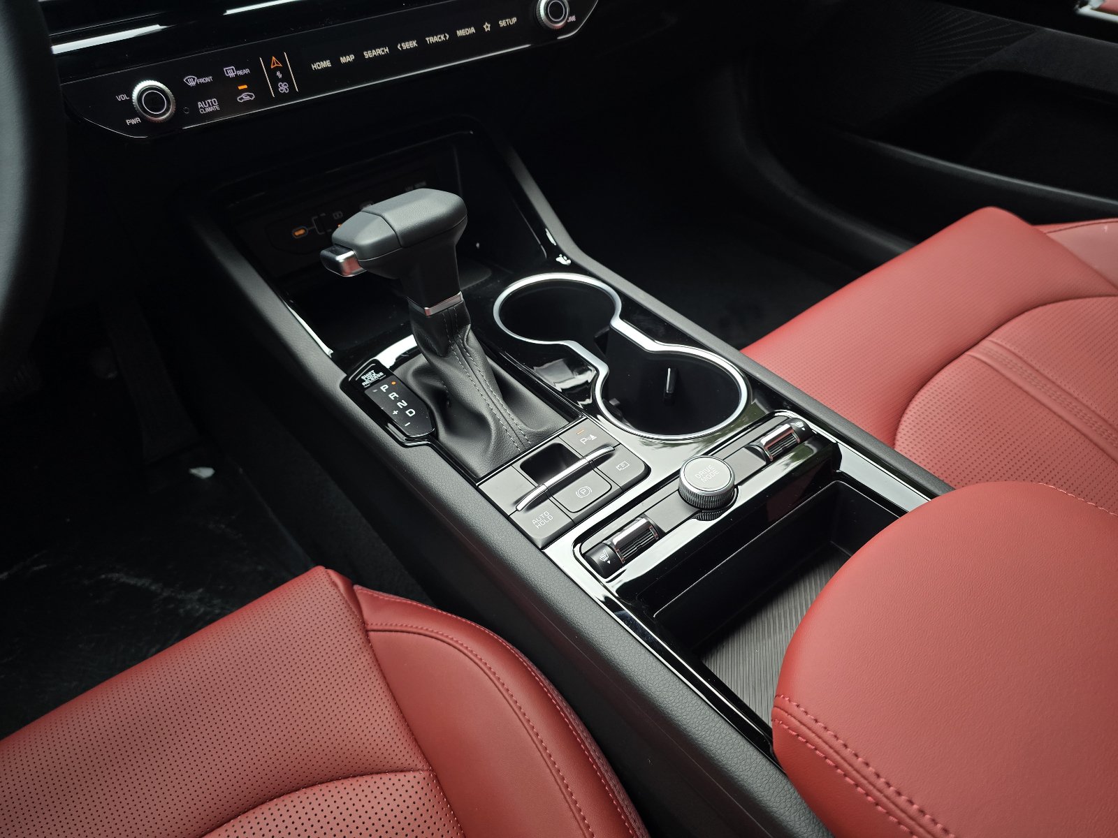 New 2026 Kia K5 GT-Line w/ GT-Line Red Interior Package FWD image 9