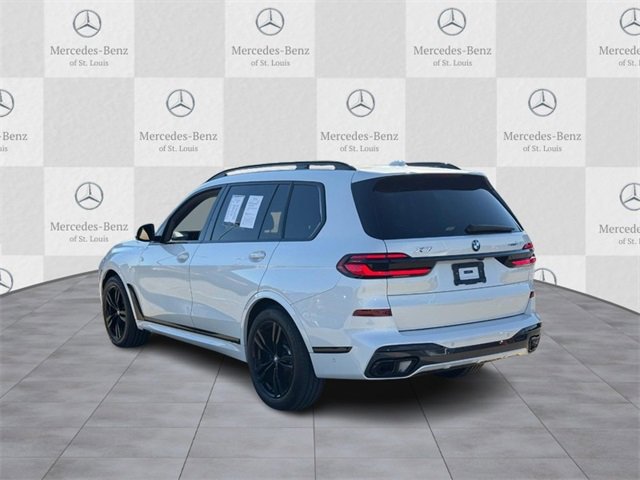 Used 2024 BMW X7 xDrive40i w/ Executive Package image 4
