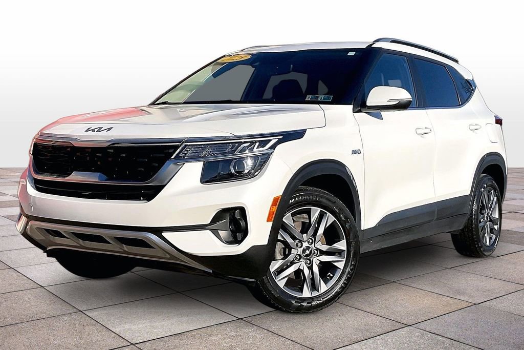 Used 2023 Kia Seltos S image 2