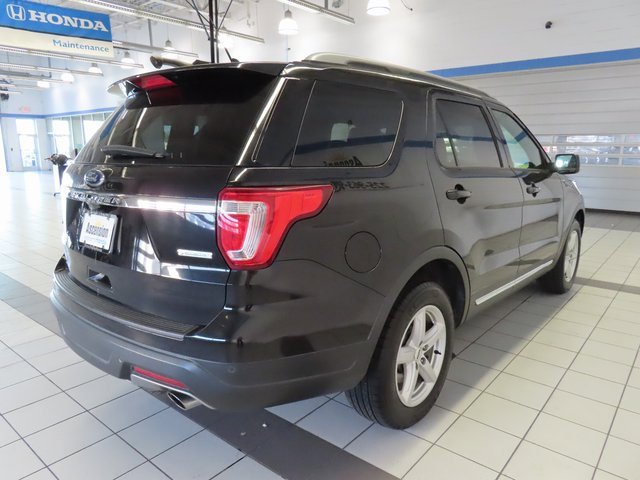 Used 2019 Ford Explorer XLT w/ Equipment Group 202A image 13