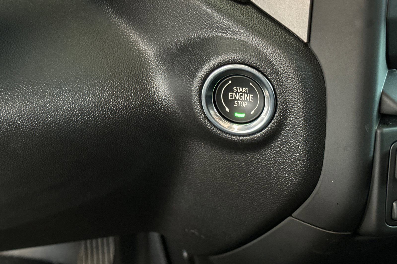 Used 2026 Chevrolet Silverado 1500 Custom w/ Turbomax Blackout Package image 21