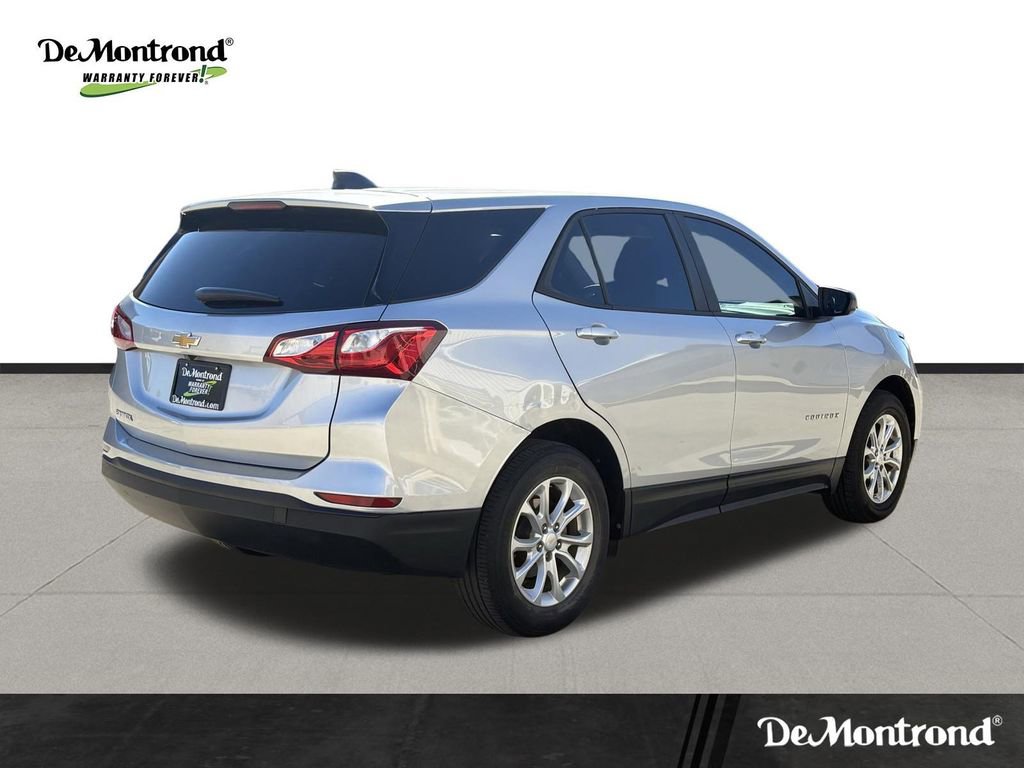 Used 2020 Chevrolet Equinox LS w/ LS Convenience Package image 5
