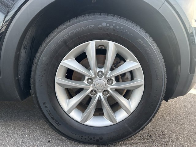 Used 2017 Kia Sorento LX image 6