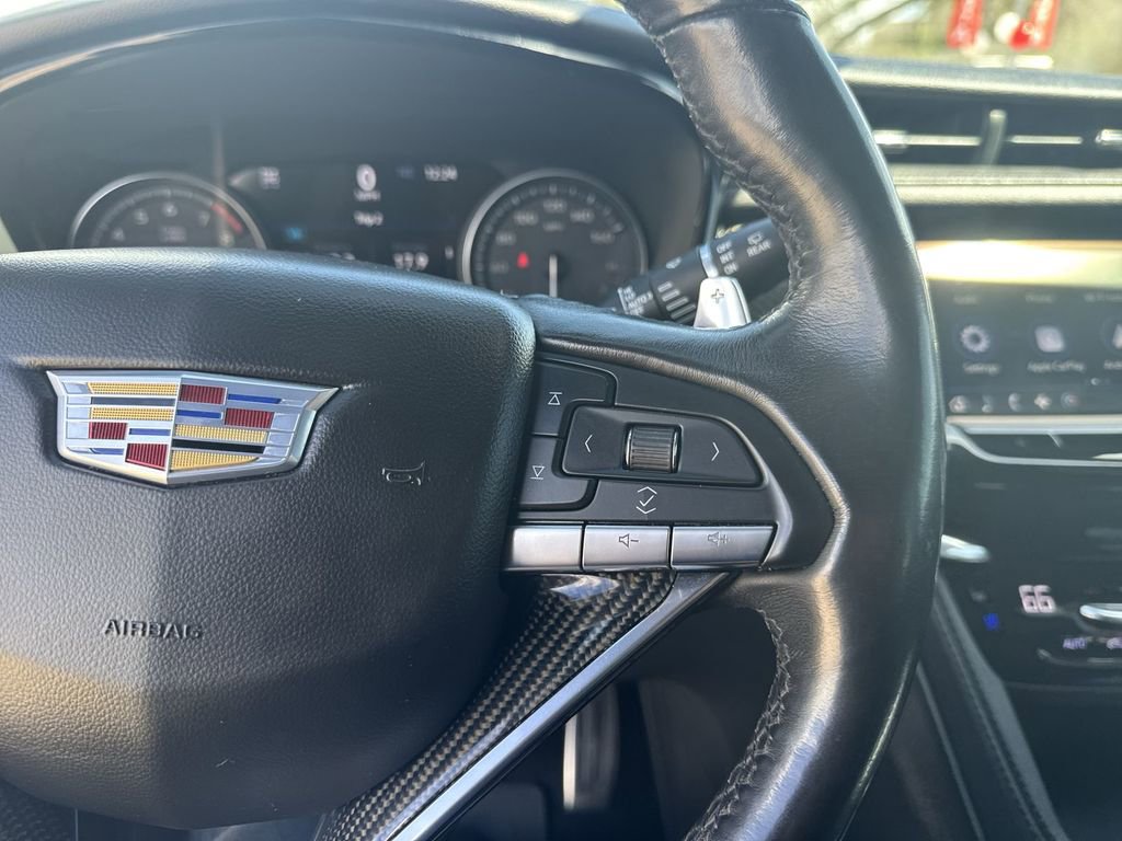 Used 2021 Cadillac XT6 Sport image 18