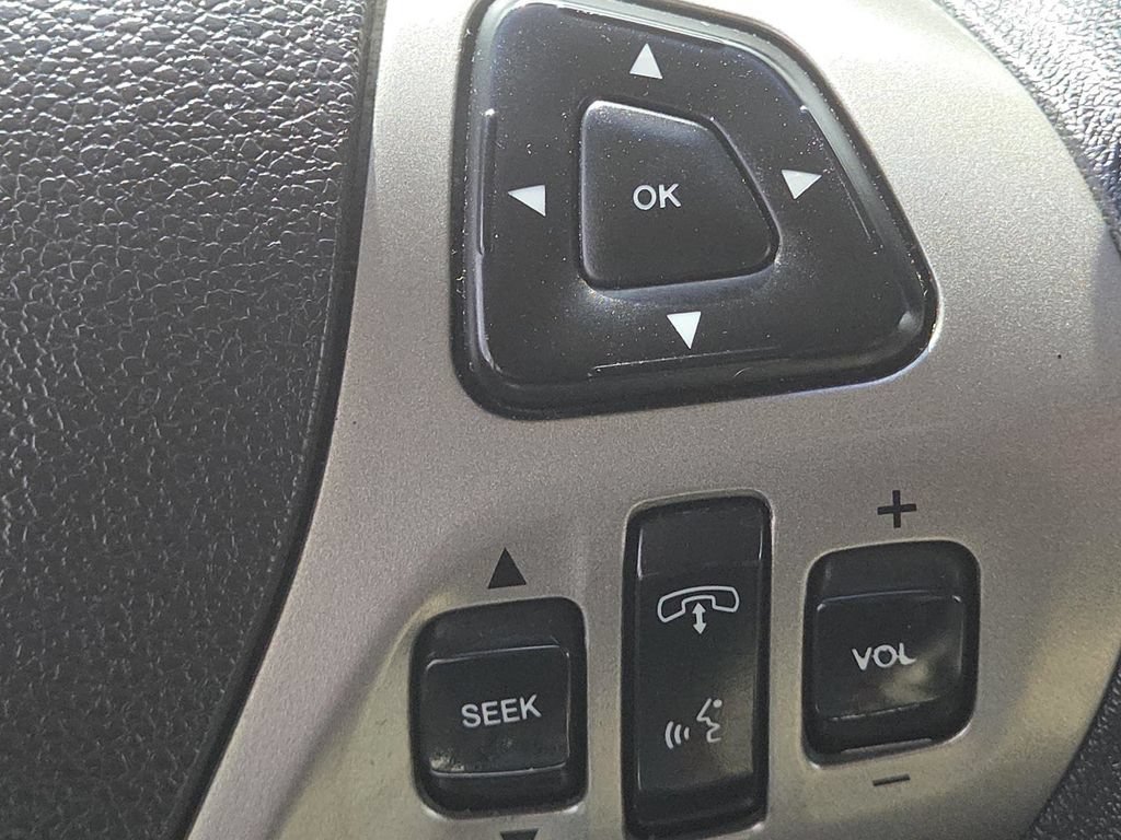 Used 2014 Ford Taurus SE FWD image 27