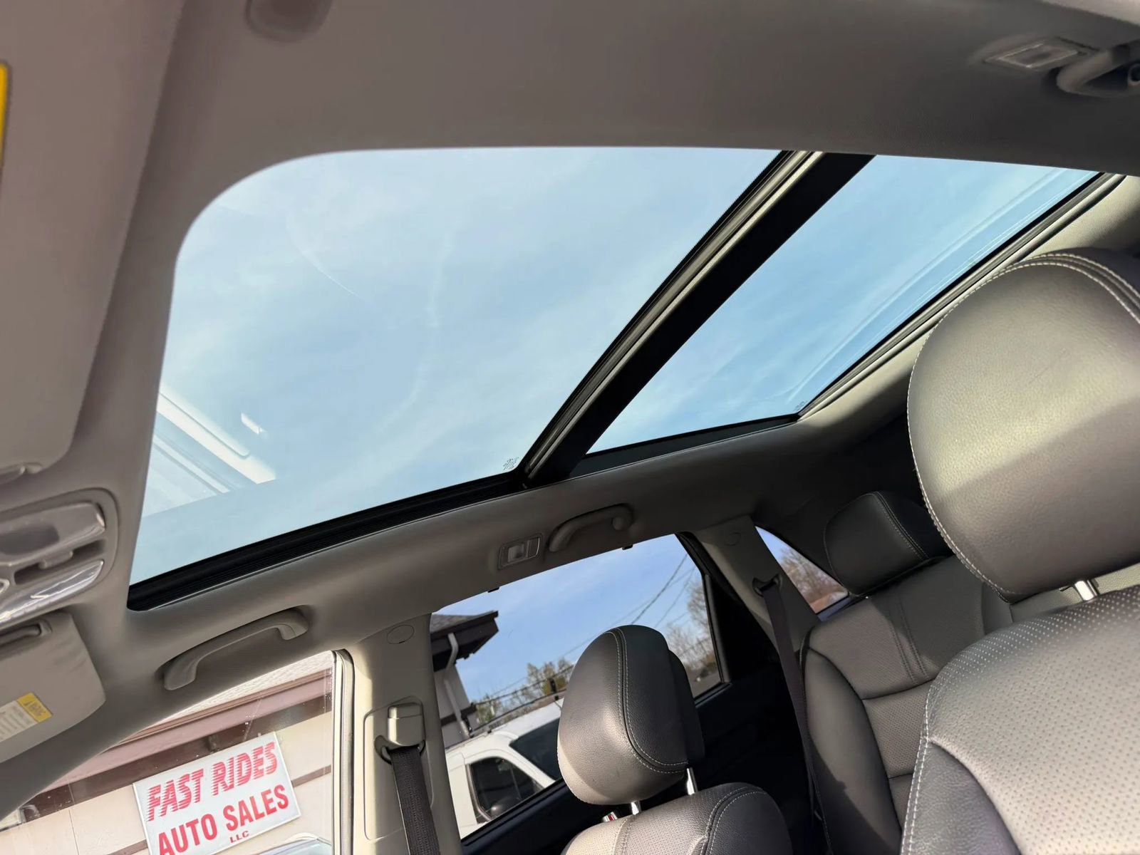 Used 2015 Kia Sorento SX image 15