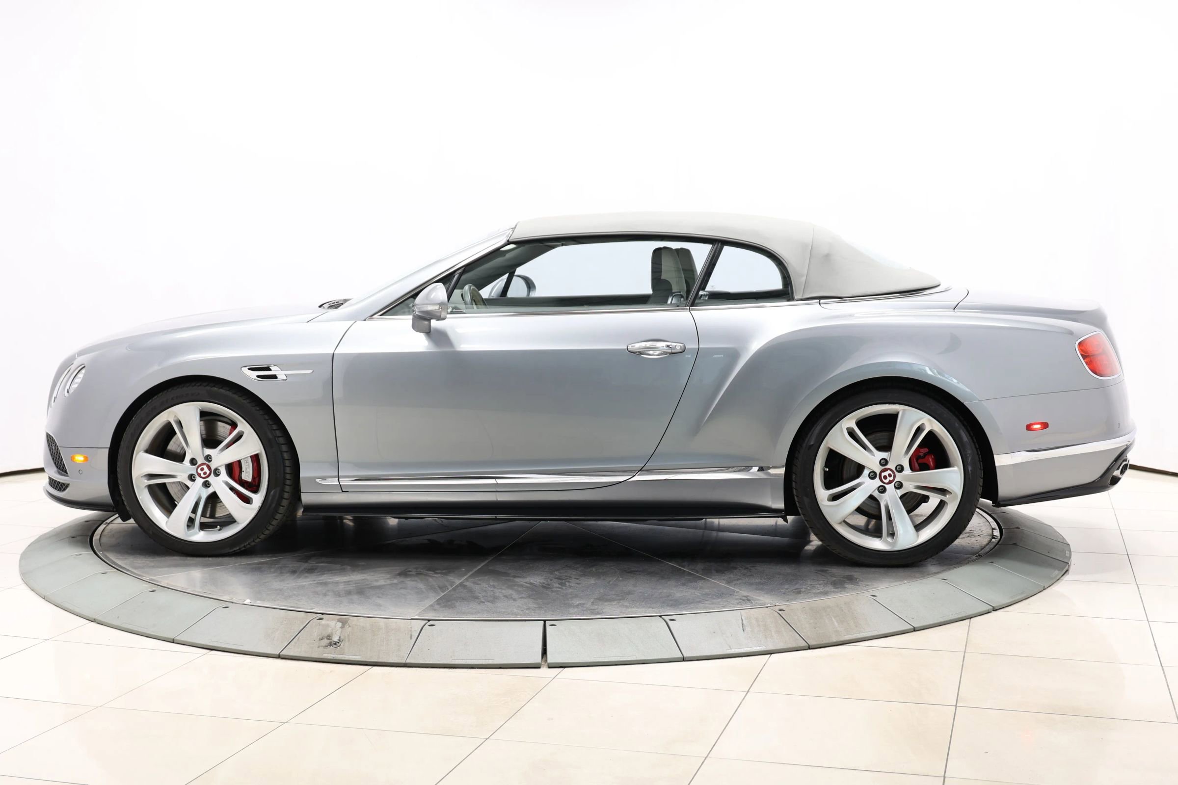 Used 2017 Bentley Continental GT V8 S AWD/4WD image 87