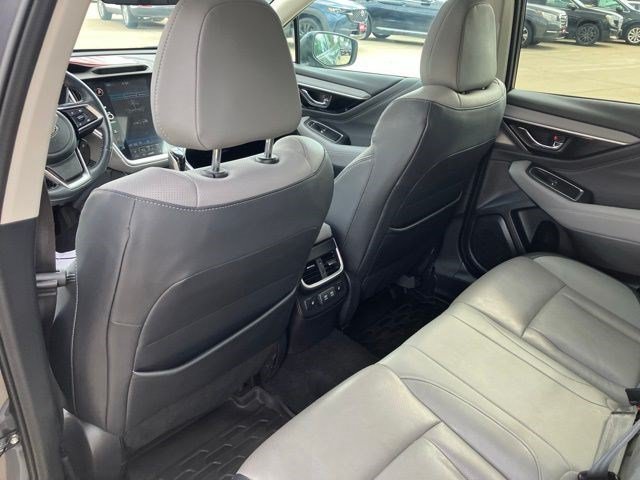 Used 2022 Subaru Outback Limited AWD/4WD image 25