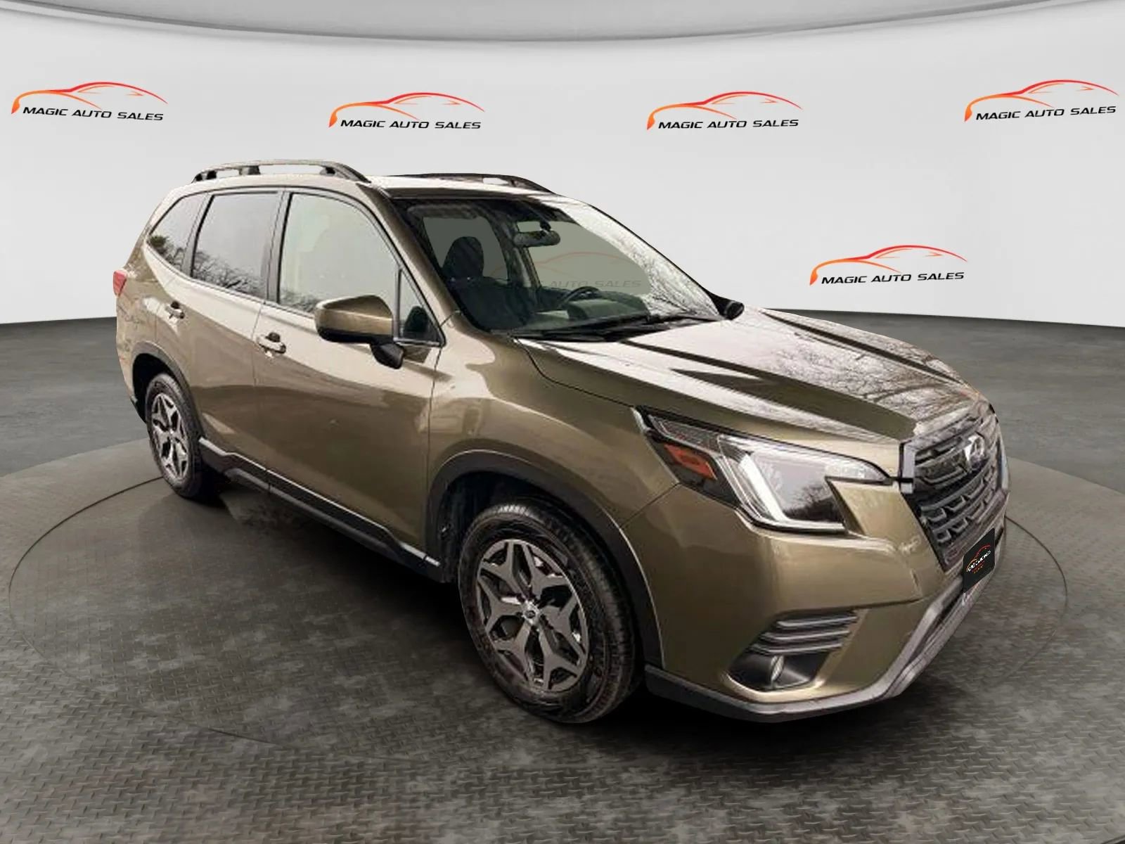 Used 2022 Subaru Forester Premium AWD/4WD image 5