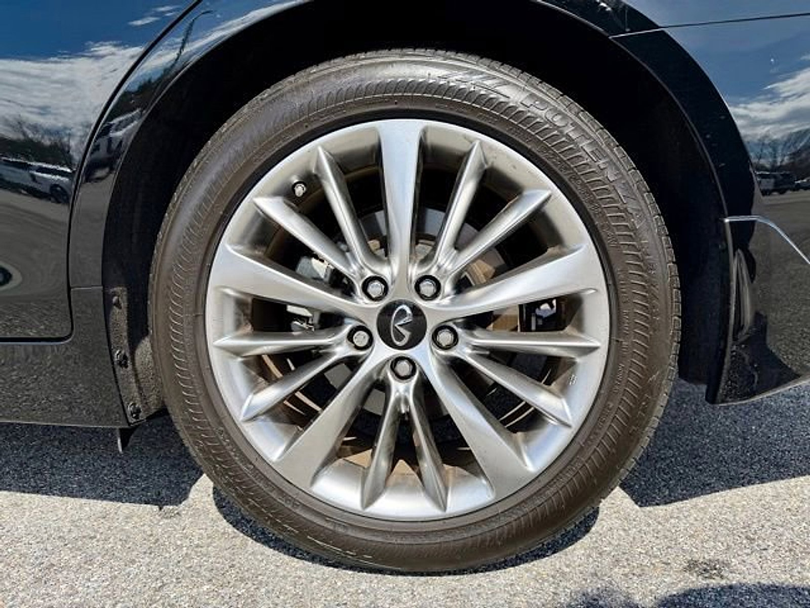 Used 2023 INFINITI Q50 Luxe w/ Cargo Package image 23