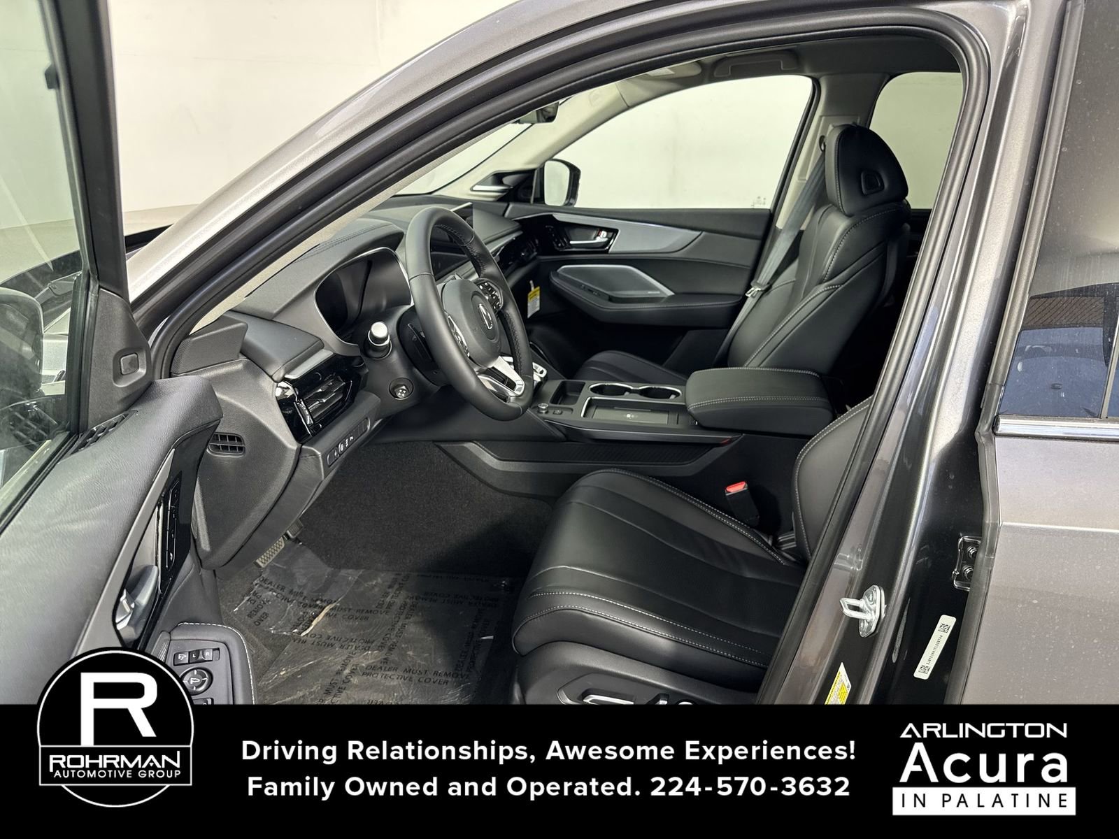 Used 2026 Acura MDX SH-AWD w/ Technology Package image 4