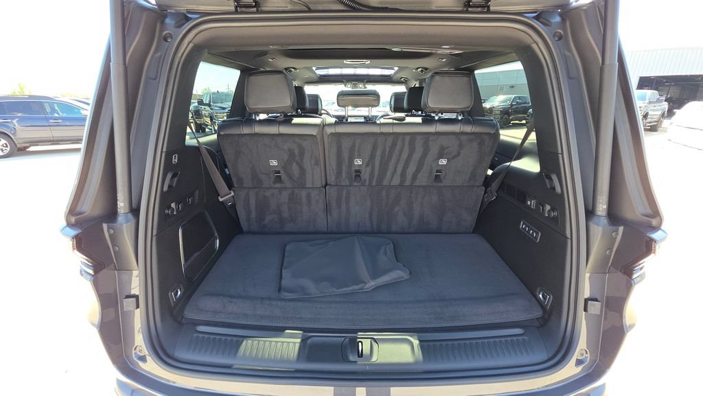 New 2026 Jeep Grand Wagoneer Limited w/ Premium Group II AWD/4WD image 17