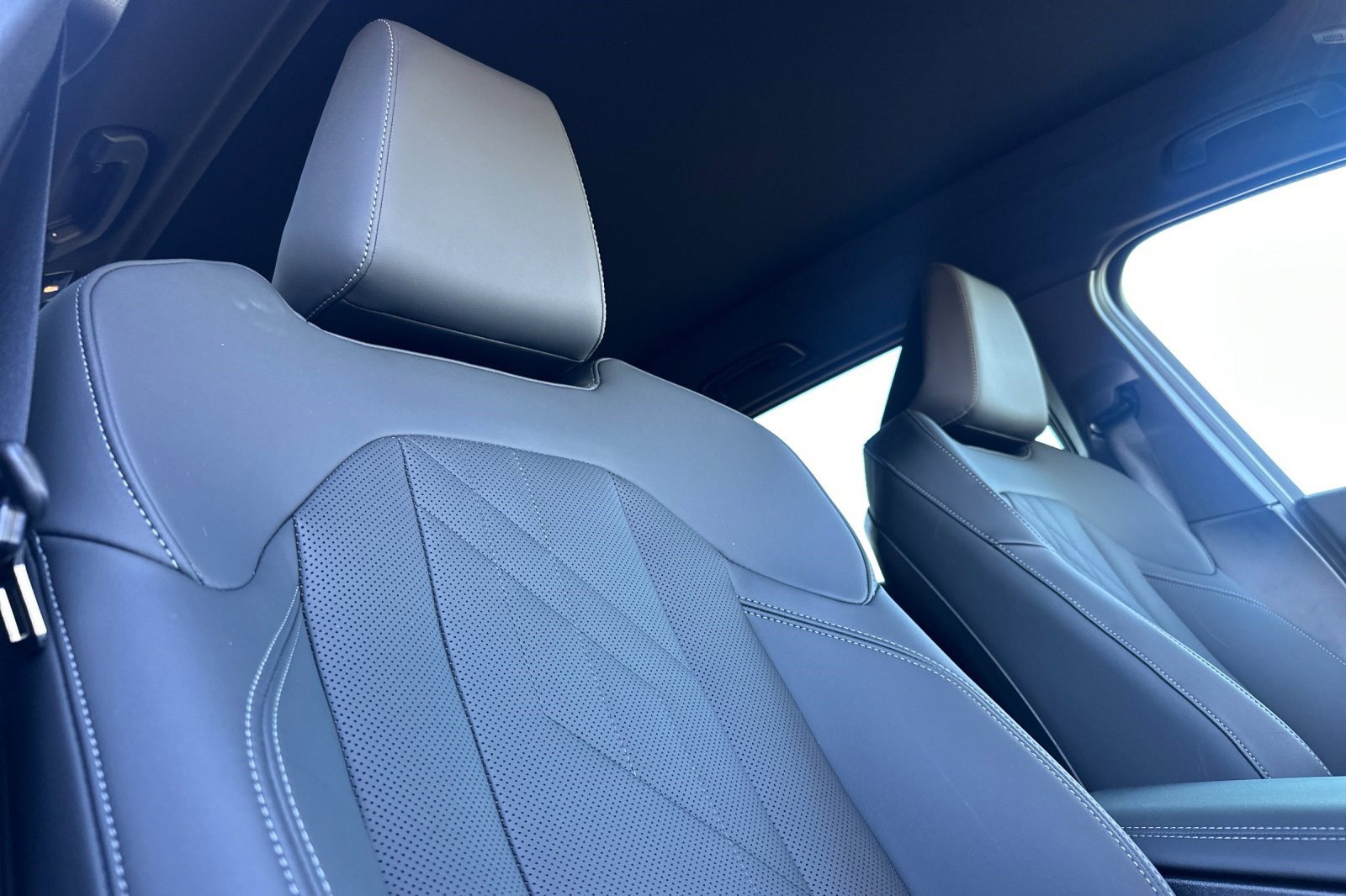 Used 2025 BMW X3 xDrive30i w/ Convenience Package image 21