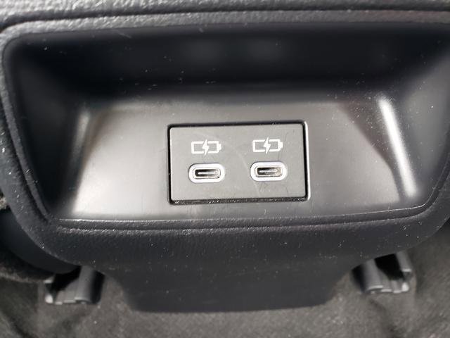 Used 2025 Toyota Corolla LE image 13