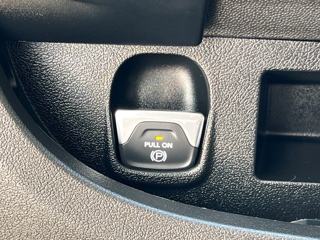 Used 2024 RAM ProMaster 3500 w/ Delivery Van Package image 32