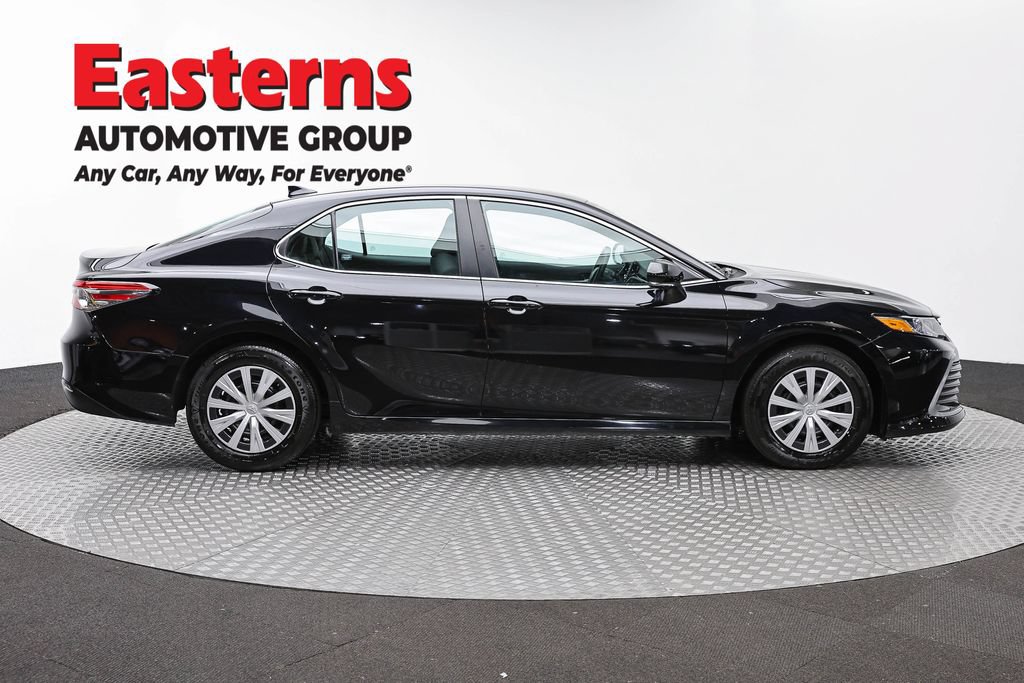 Used 2024 Toyota Camry LE FWD image 4