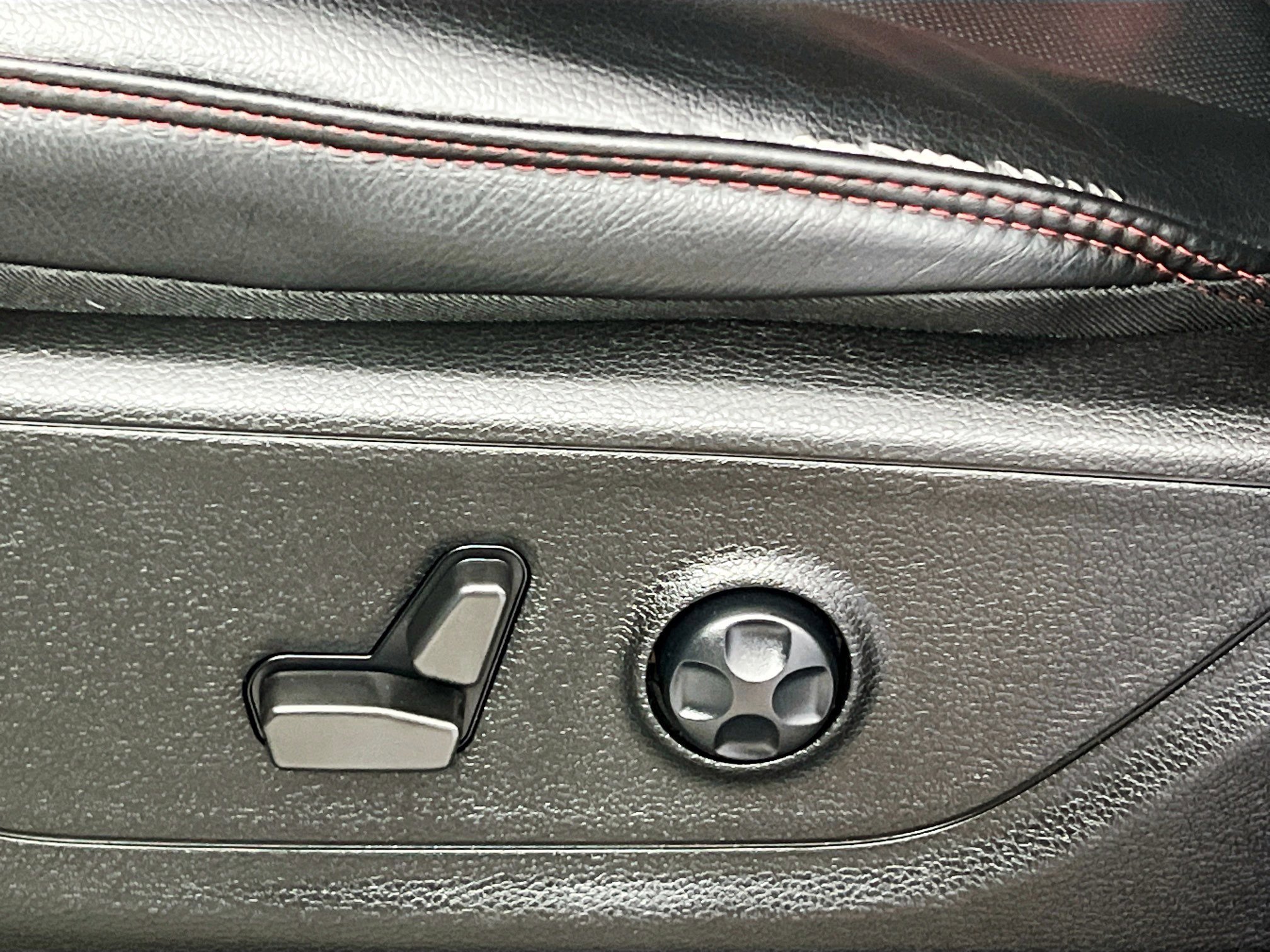 Used 2022 RAM 1500 TRX w/ TRX Level 2 Equipment Group image 15