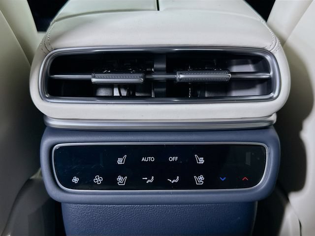 New 2026 Genesis GV80 3.5T Prestige AWD/4WD image 18