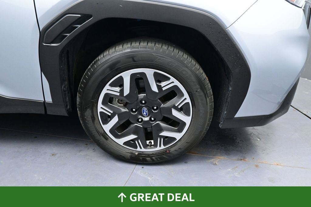 Used 2025 Subaru Forester Premium AWD/4WD image 19