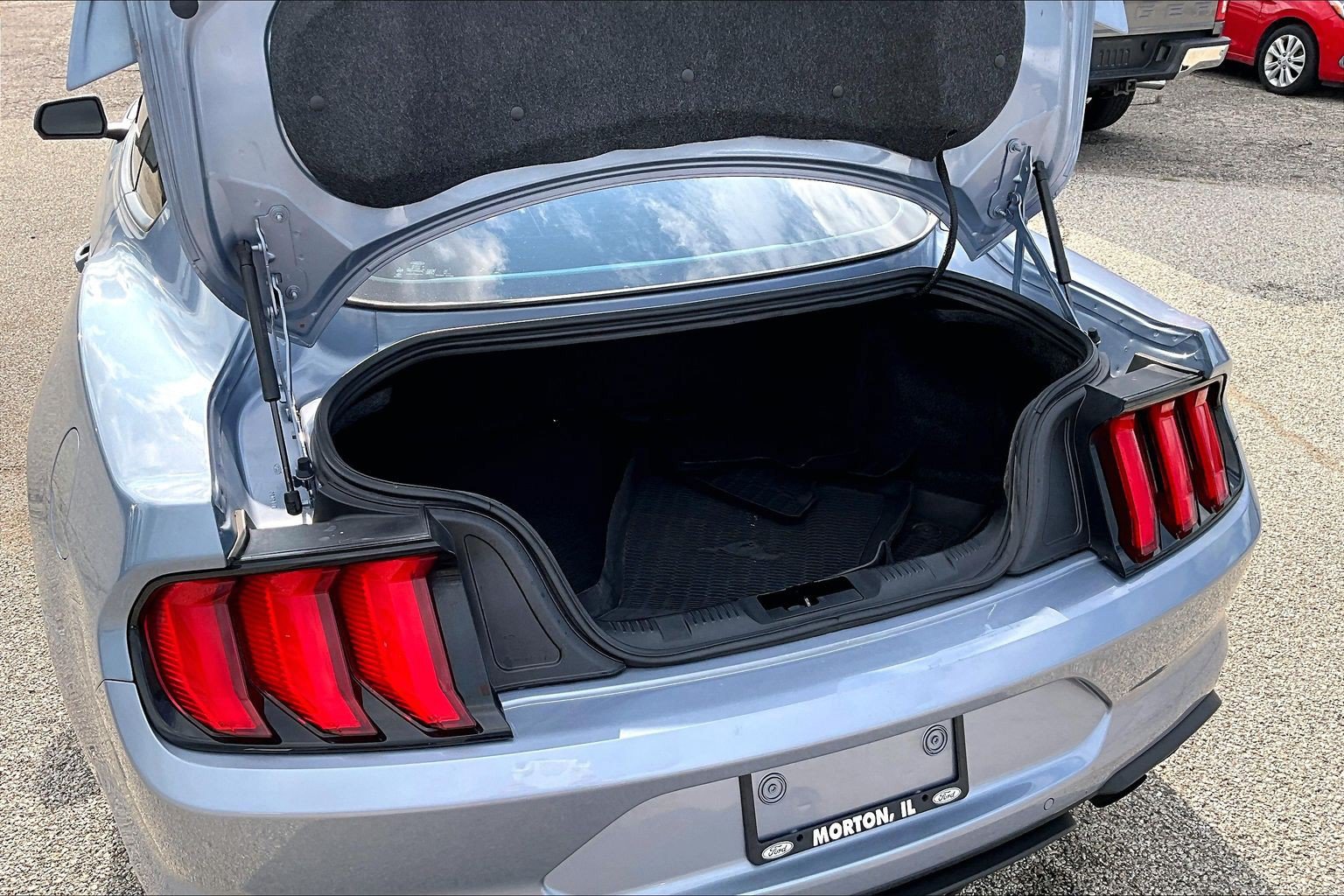 Used 2022 Ford Mustang Premium w/ Equipment Group 201A RWD image 18