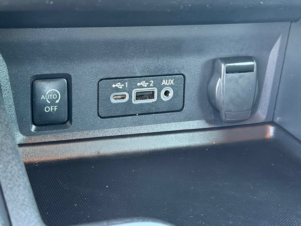 Certified 2024 Nissan Sentra SV w/ All-Weather Package FWD image 22
